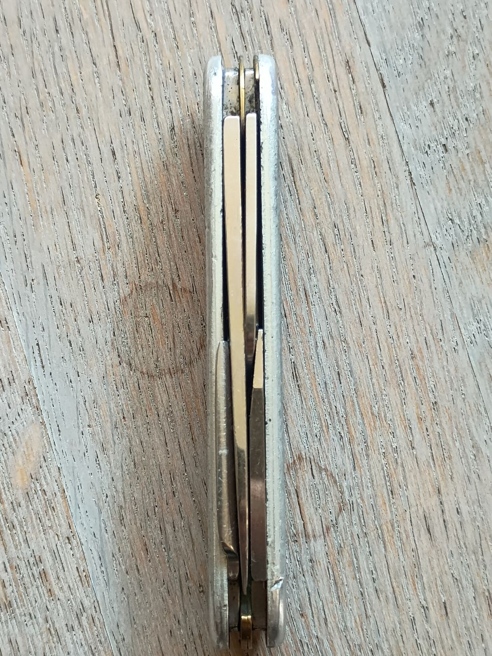 Victorinox Couteaux de poche: Sackmesser Victorinox  – D'occasion à Kirchlindach par Chantalone 1
