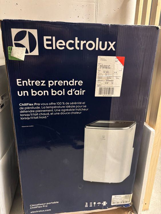 Electrolux Chill Flex Pro (50 m², 12000 BTU/h) + Fenster-Kit 2