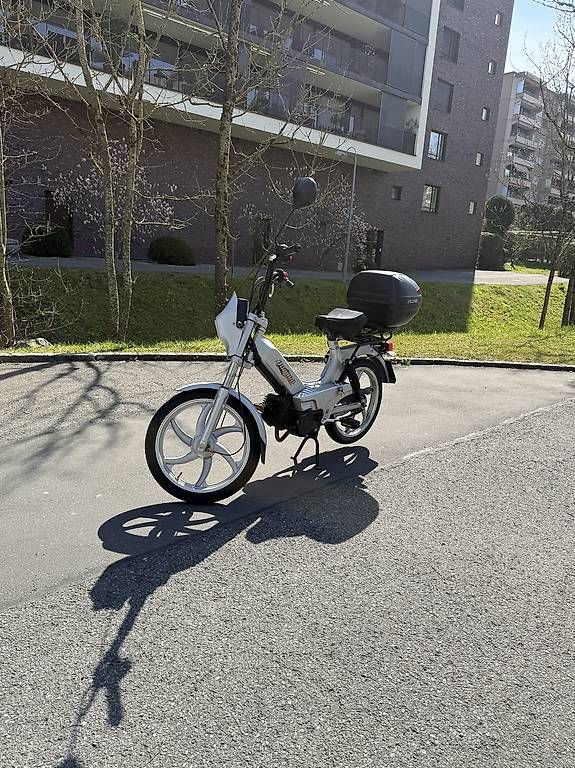 Cyclomoteurs: Tomos Quadro mit Helm und Box inkl. VB – D'occasion à Luzern par justjana 2