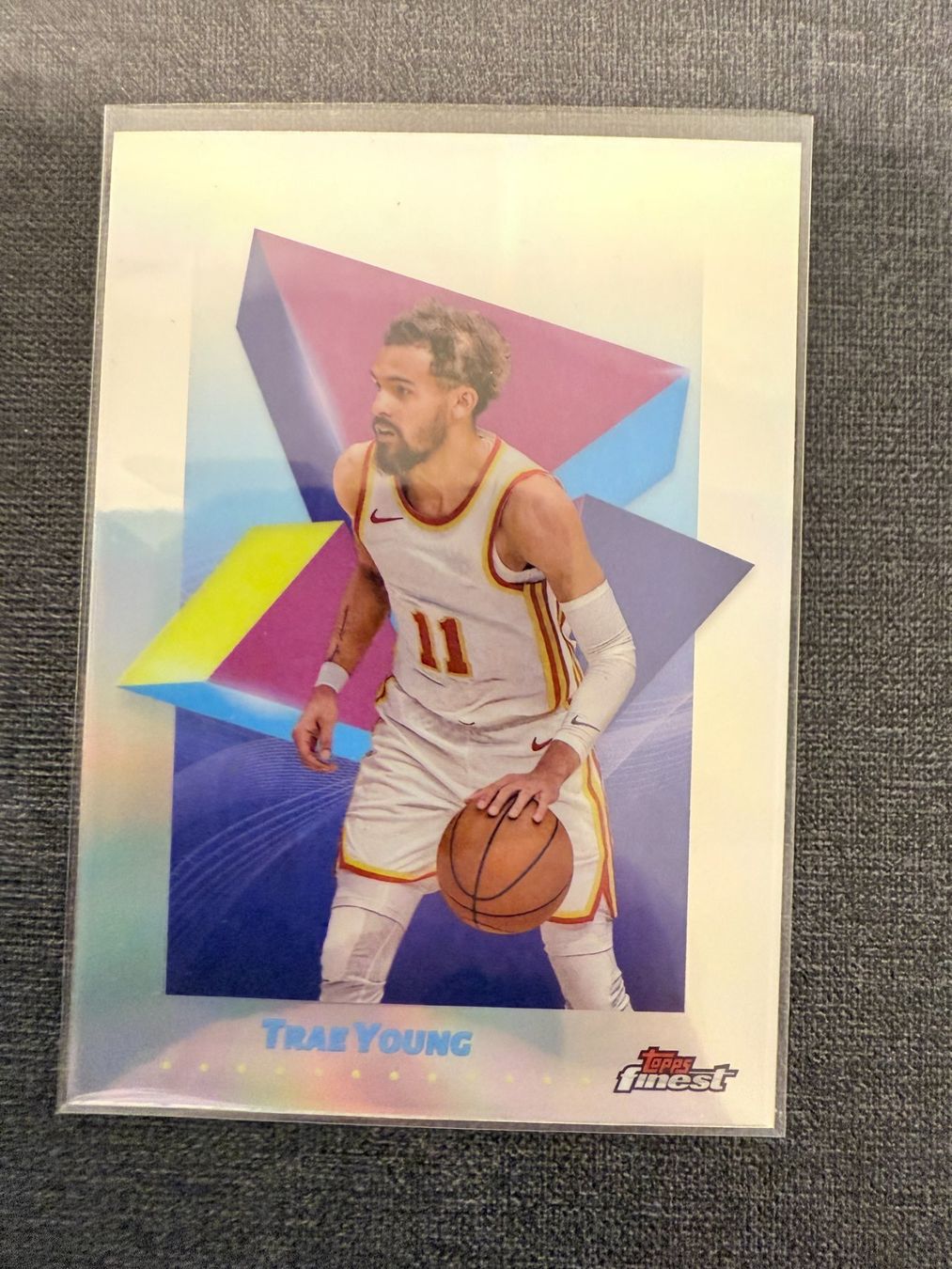 Topps Sammelbilder & Trading cards: Topps finest Trae Young NBA Refractor – Gebraucht aus Burgdorf von Sports_Cards_3400