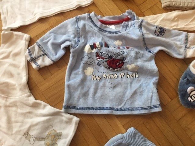 Lotti & Set di vestiti: Kleiderpaket 7-teilig Junge Gr. 62 / 68 – Usato da Emmen venduto da Aribini 1