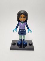 LEGO Friends frnd213 Friends Amanda - Dark Blue Skirt