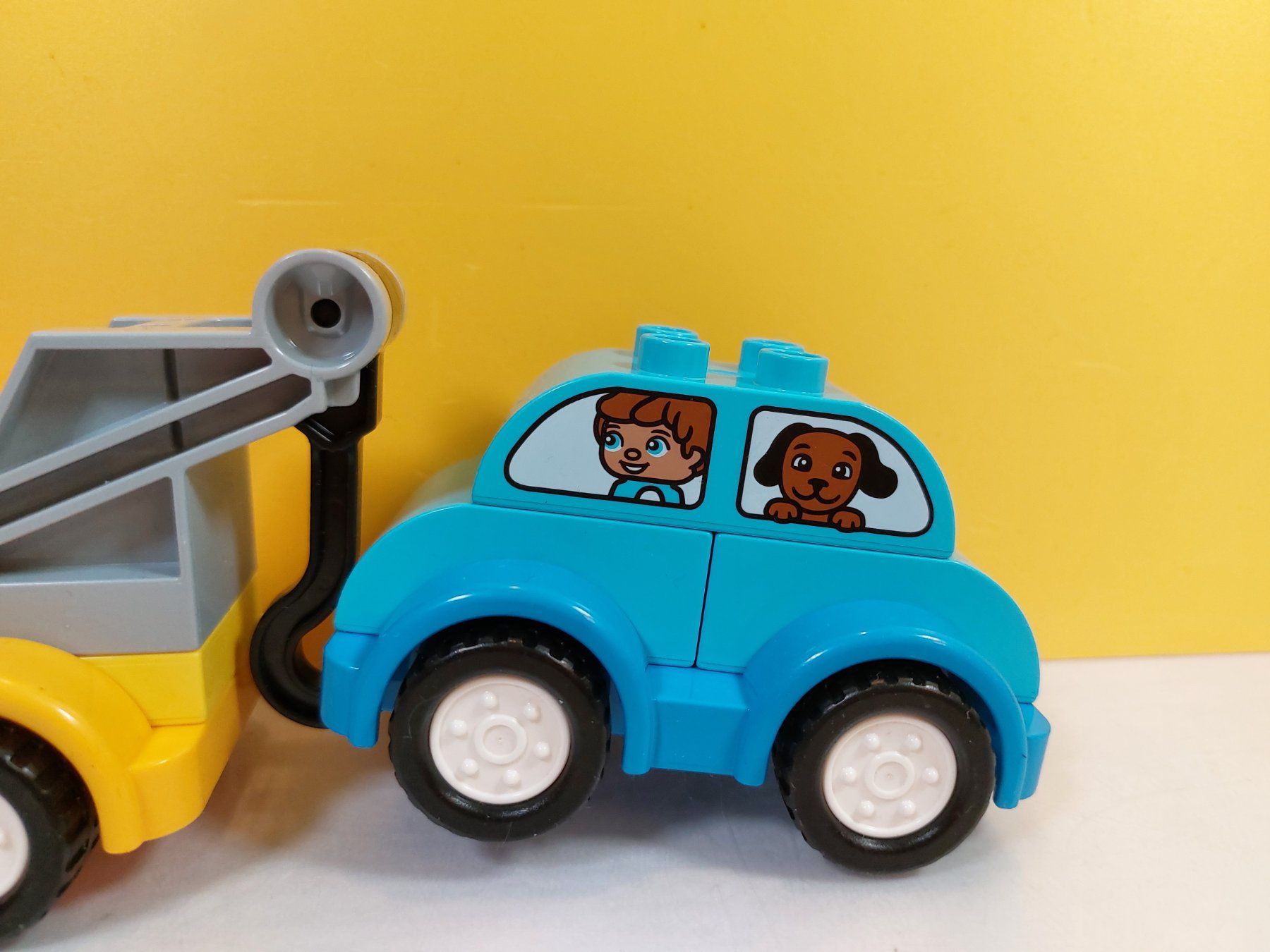 Lego Kit di costruzioni: LEGO Duplo 10883 Abschleppwagen Komplett – Usato da St.Gallen venduto da TinasBauundSpiel 2