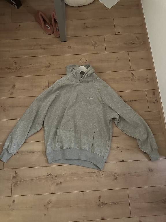 Maglioni & Felpe: 6PM hoodie Grau XL – Usato da Obermumpf venduto da dav_bnl5