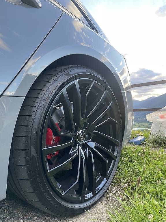 Automobili: AUDI RS4  – Usato da Camorino venduto da vanderscars 4