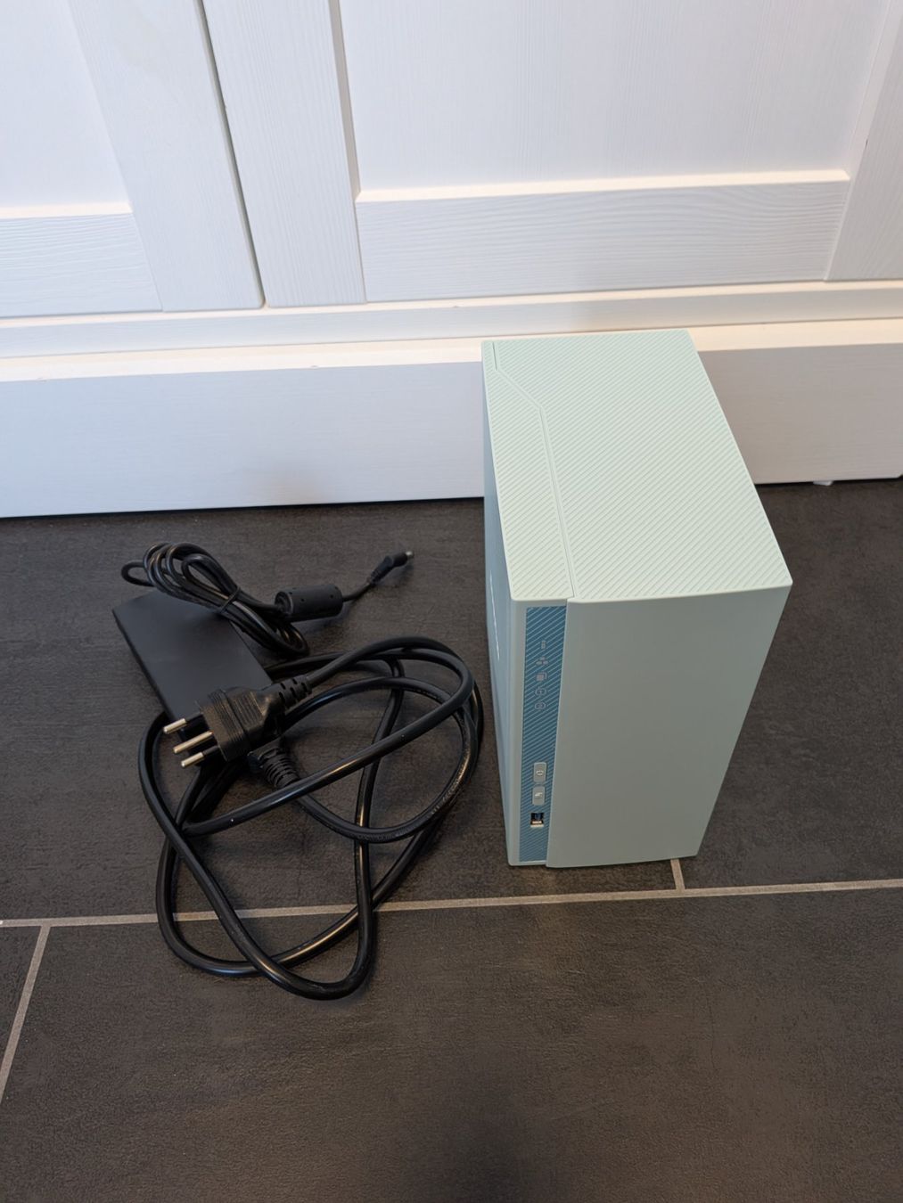 Qnap Server: NAS QNAP TS-230 – Usato da Hinwil venduto da Pixoft