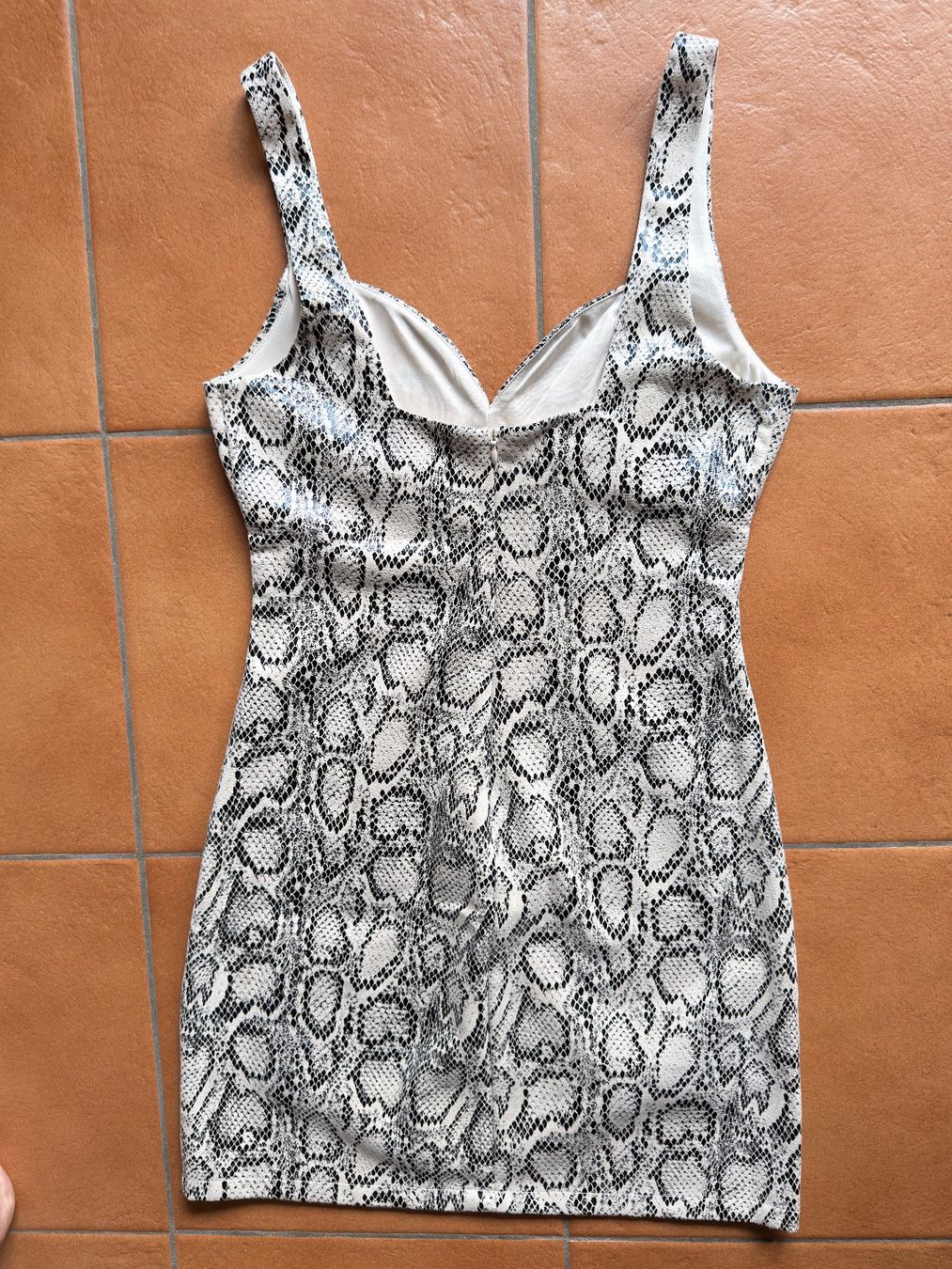Zara Vestiti: Mini abito Zara – Nuovo (secondo la descrizione) da Bellinzona venduto da bul_mvy5 3