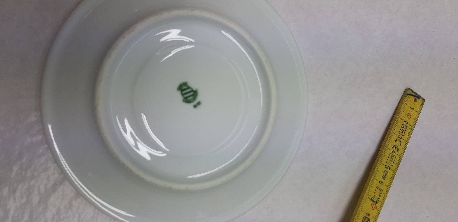 Assiettes: Unterteller Teller 14 cm – D'occasion à Zell LU par erwin61 1