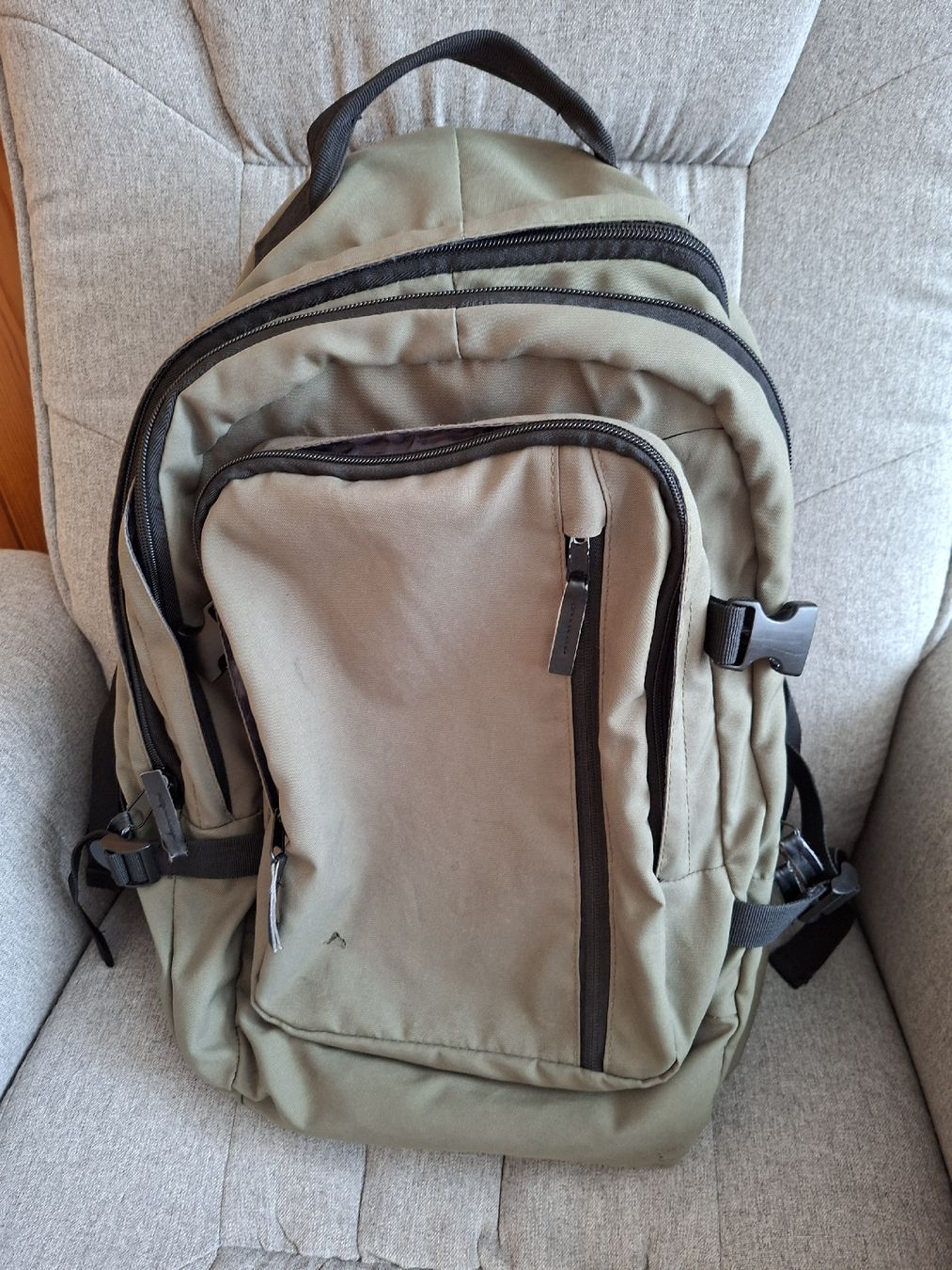 Zaini: Robuster, grosser Rucksack – Usato da Marbach LU venduto da antanarivo