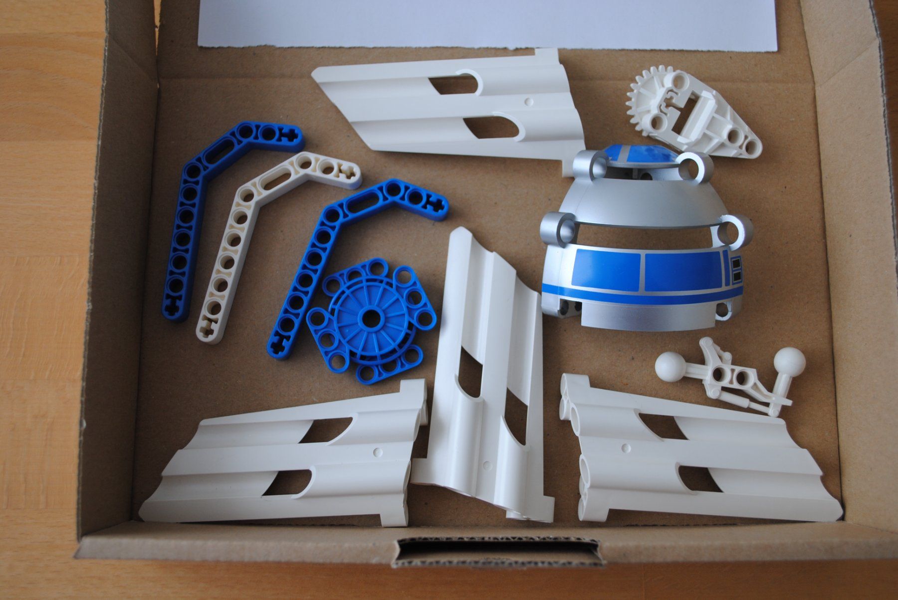 Lego Kit di costruzioni: Legoteile:-  Einzelteile zu Mindstorms  9748  /G01 – Usato da St. Gallen venduto da Bisaknosp 8