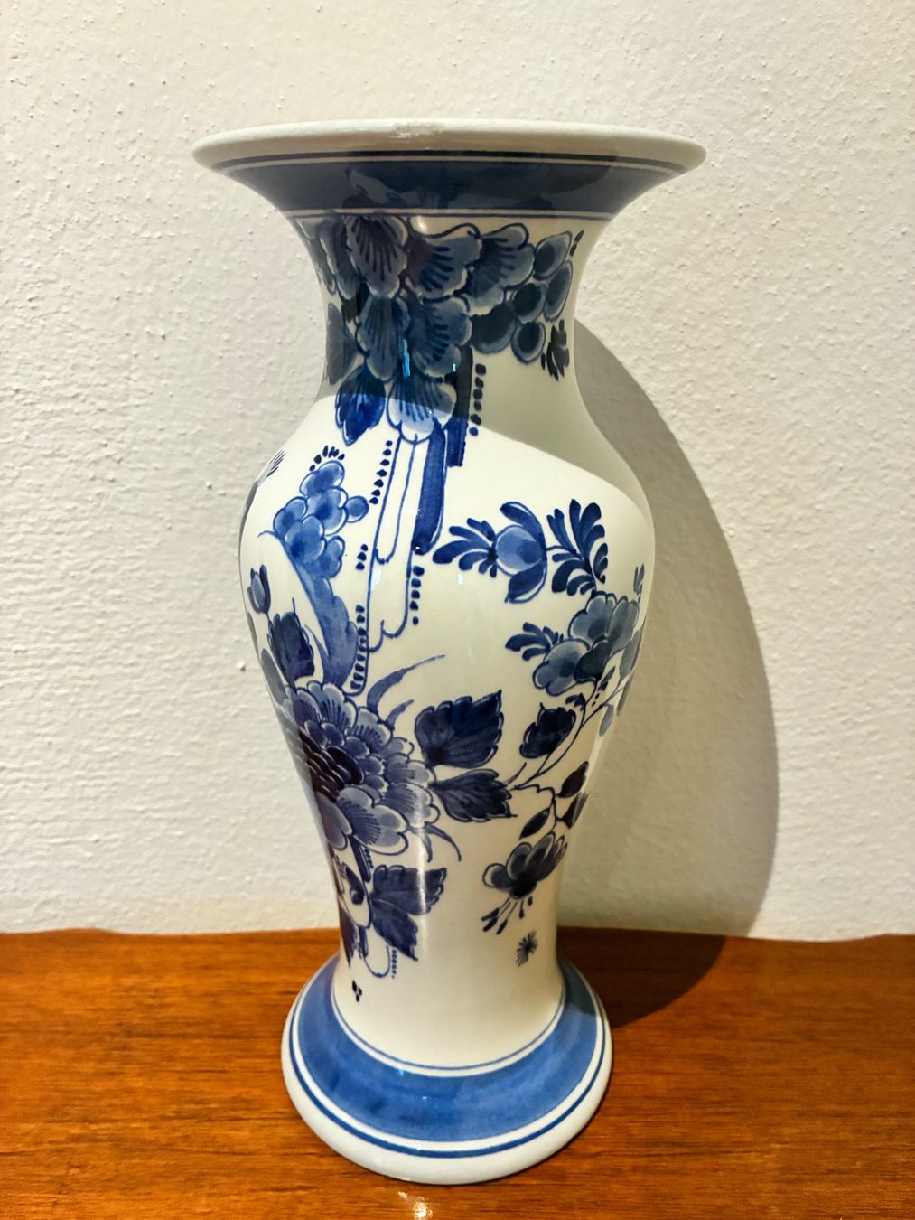 Vasi & Recipienti: Delft Vase – Usato da Baden venduto da usewhatyouhave 2