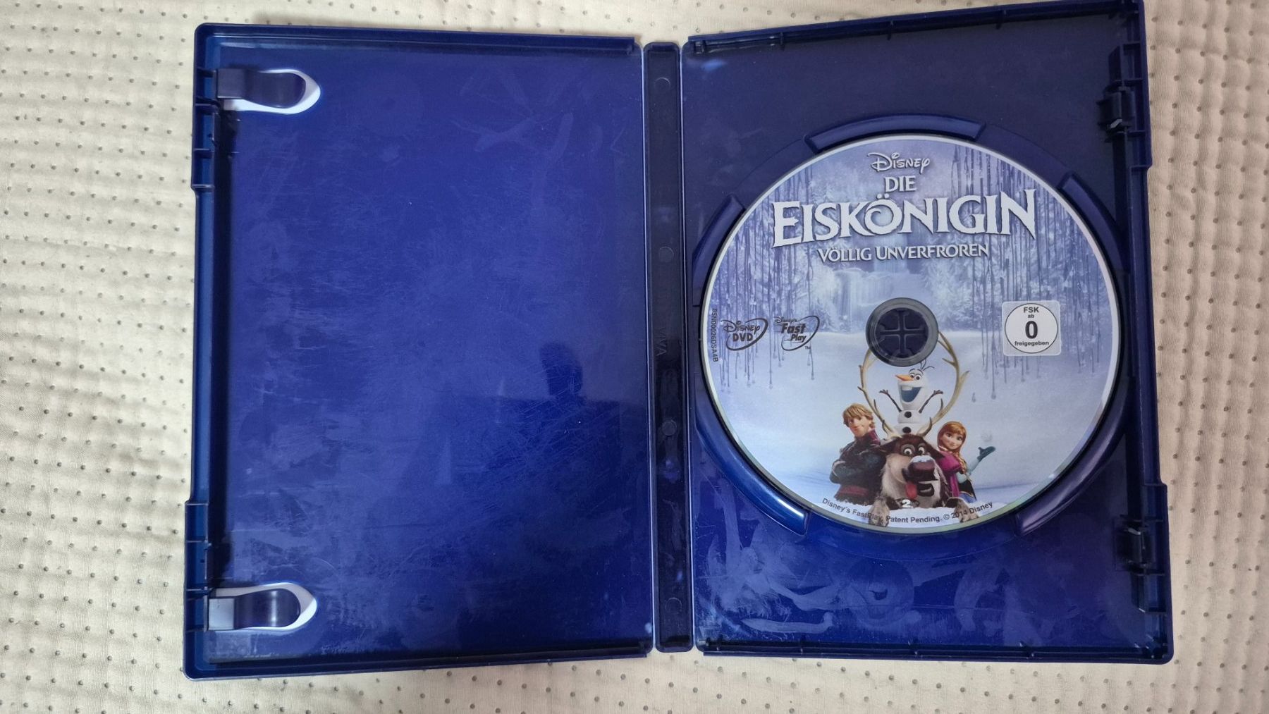 Tutti i DVDs: DVD - Die Eiskönigin – Usato da Villars-sur-Glâne venduto da snacks01 2