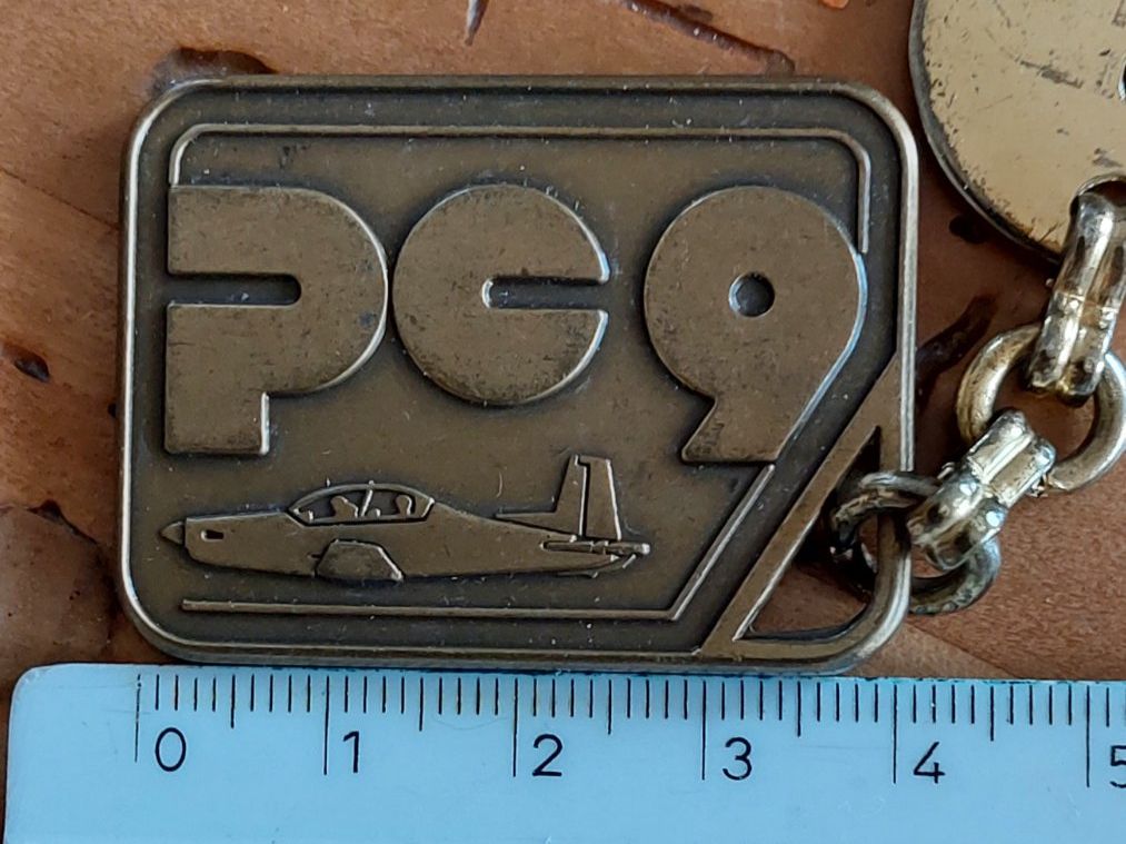 Portachiavi: Schlüsselanhanger Pilatus PC 9 – Usato da Oberdiessbach venduto da wasserfreak 2