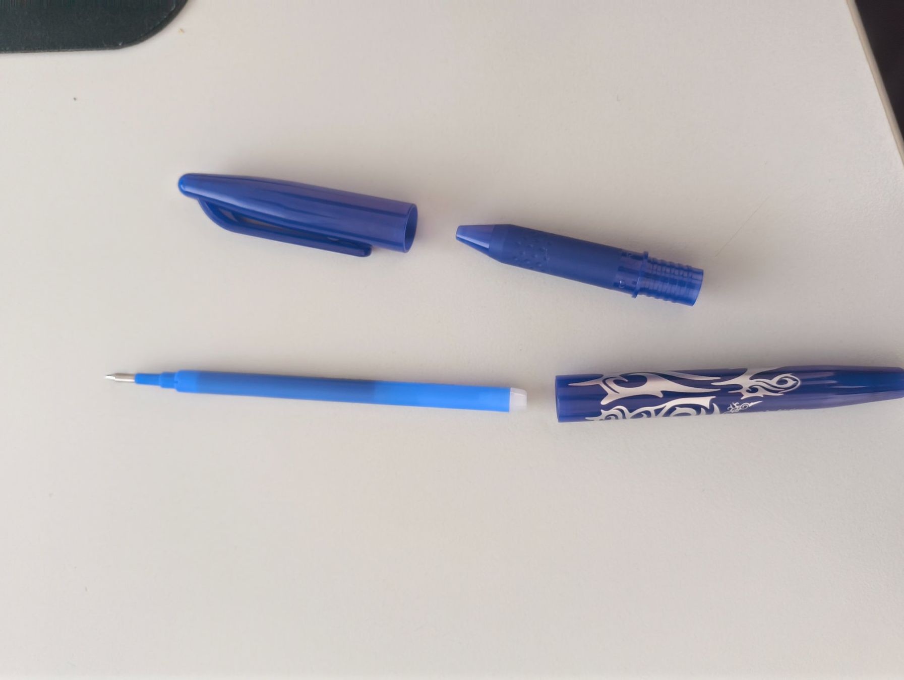 Pilot Stylos & Marker: Pilot FriXion Roller Ball Pen Blau – Neuf (Voir description) à Bern par TxZ 1