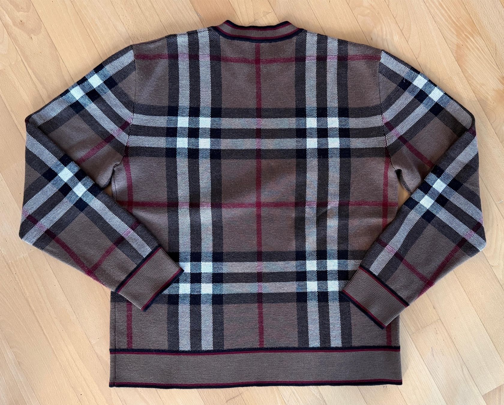 Burberry Maglioni & Felpe: Burberry Pullover – Usato da Aeschi SO venduto da chiusura 1