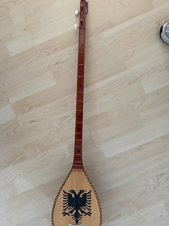 Strumenti musicali: Albanisches Musik Instrument Qifteli – Usato da St. Gallen venduto da ili_8lvy