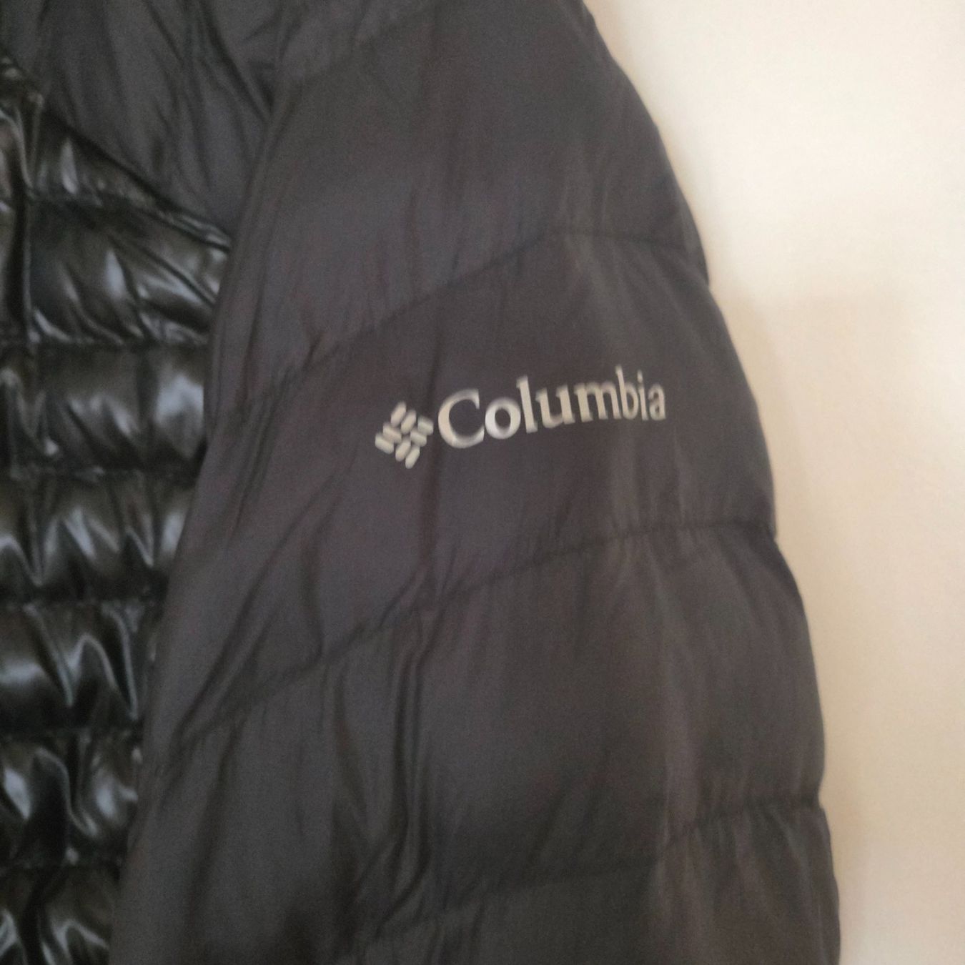 Columbia Giacche: Columbia veste Labyrinth Loop à capuche XL neuve – Nuovo (secondo la descrizione) da Onex venduto da AF. 5
