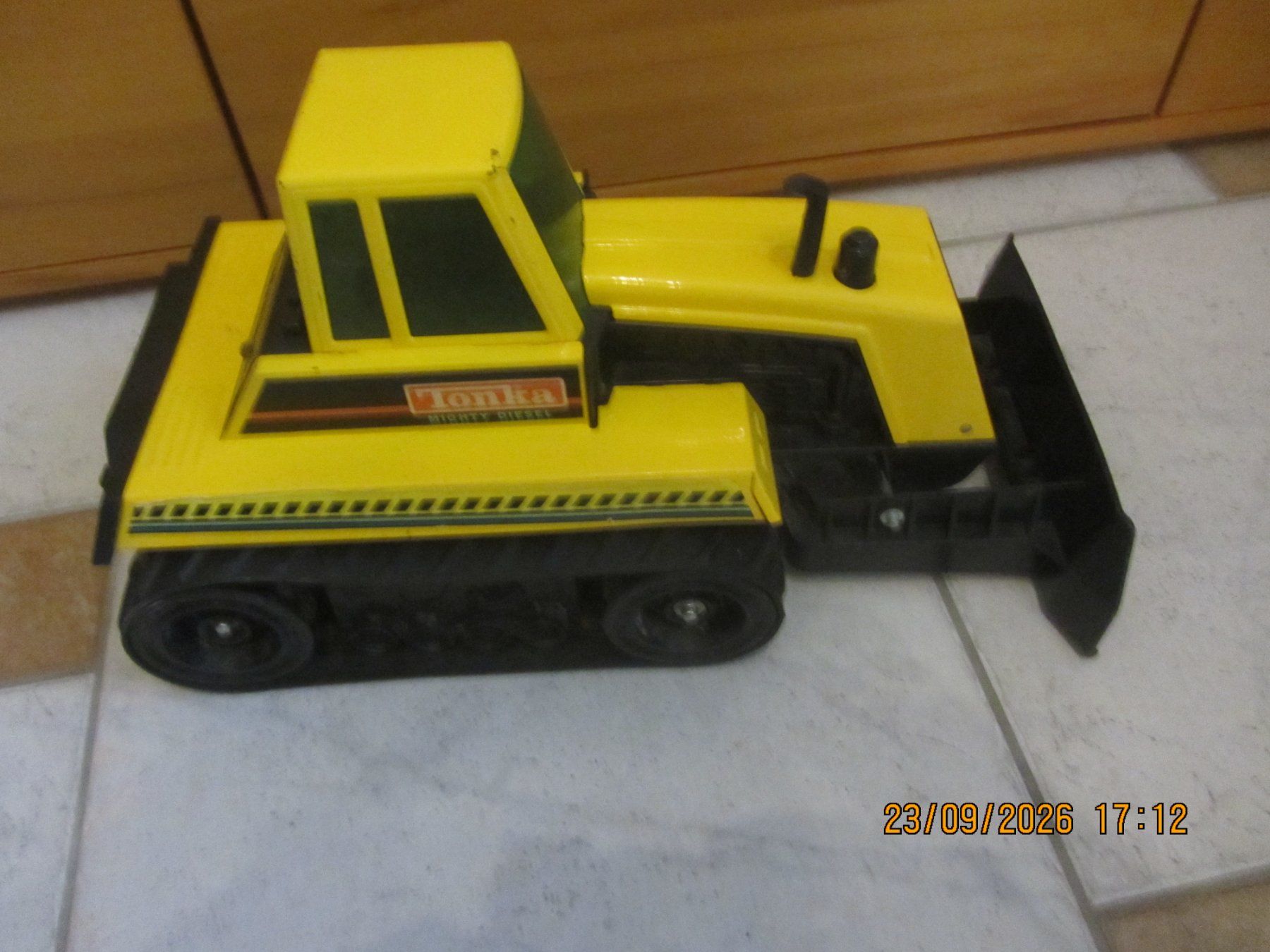 Tonka Giocattoli: Tonka Mighty Diesel Bulldozer – Usato da Kirchberg BE venduto da sonne88 2