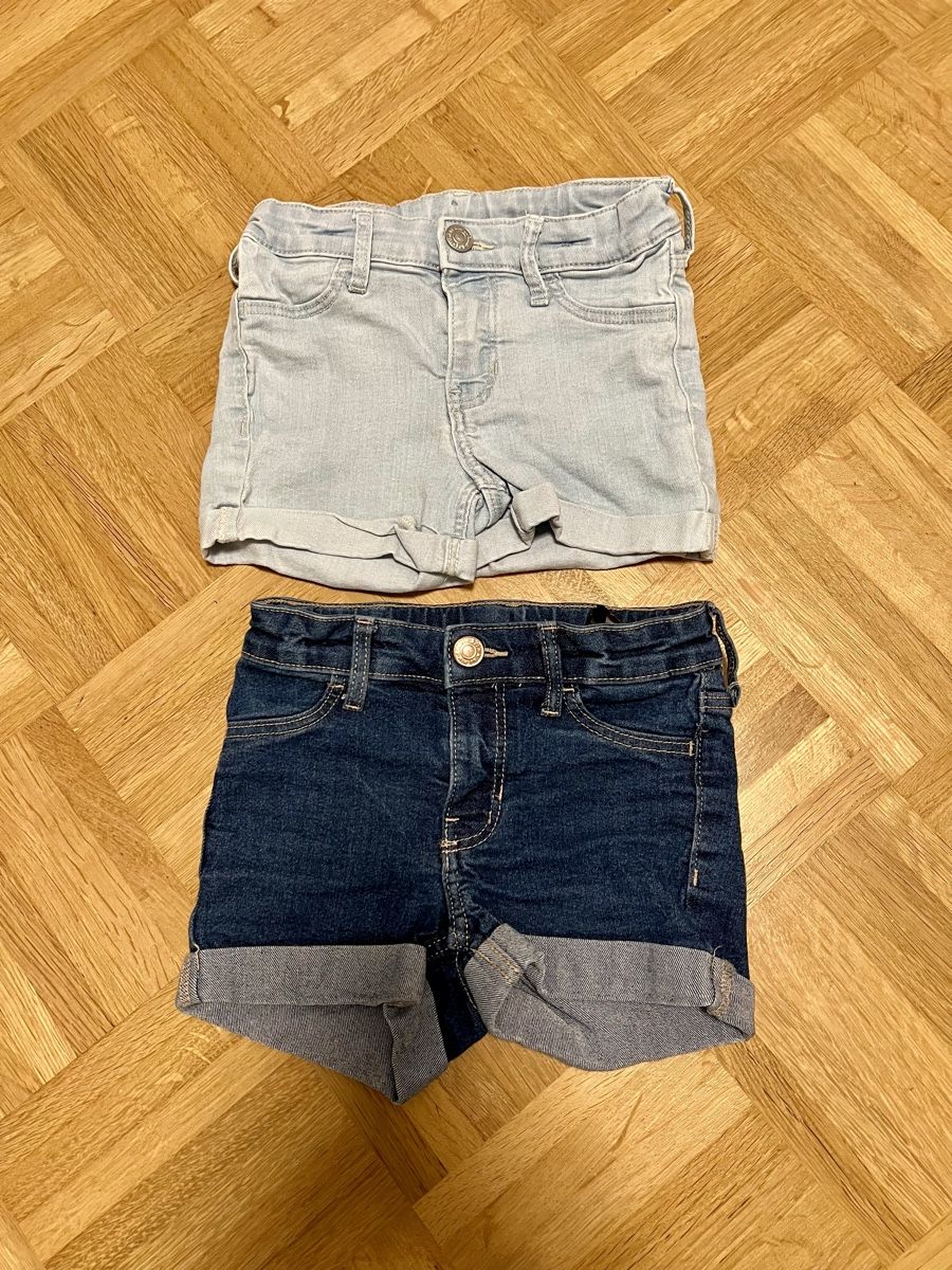 H&M Lotti & Set di vestiti: 5x H&M Stretch Shorts 104 – Usato da Lupsingen venduto da Aniorek 4