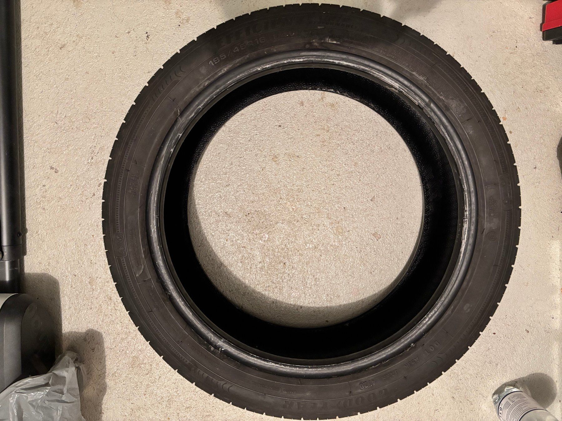 Goodyear Pneumatici & Ruote complete: Sommerreifen Goodyear Efficient Grip Performance 195/45R16 – Usato da Uerikon venduto da hof_bqn7 3