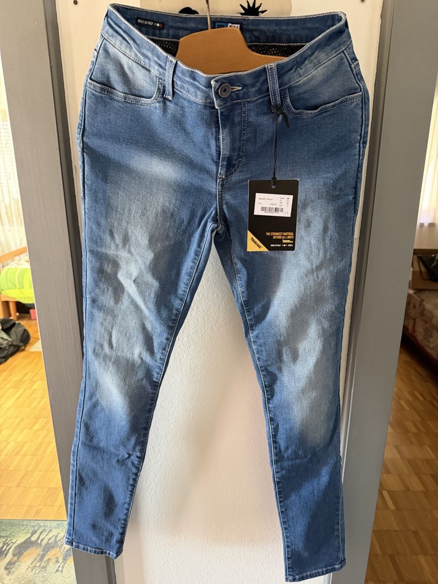 Jeans: Motorradjeans – Nuovo e nell'imballaggio originale da Genestrerio venduto da Insetto