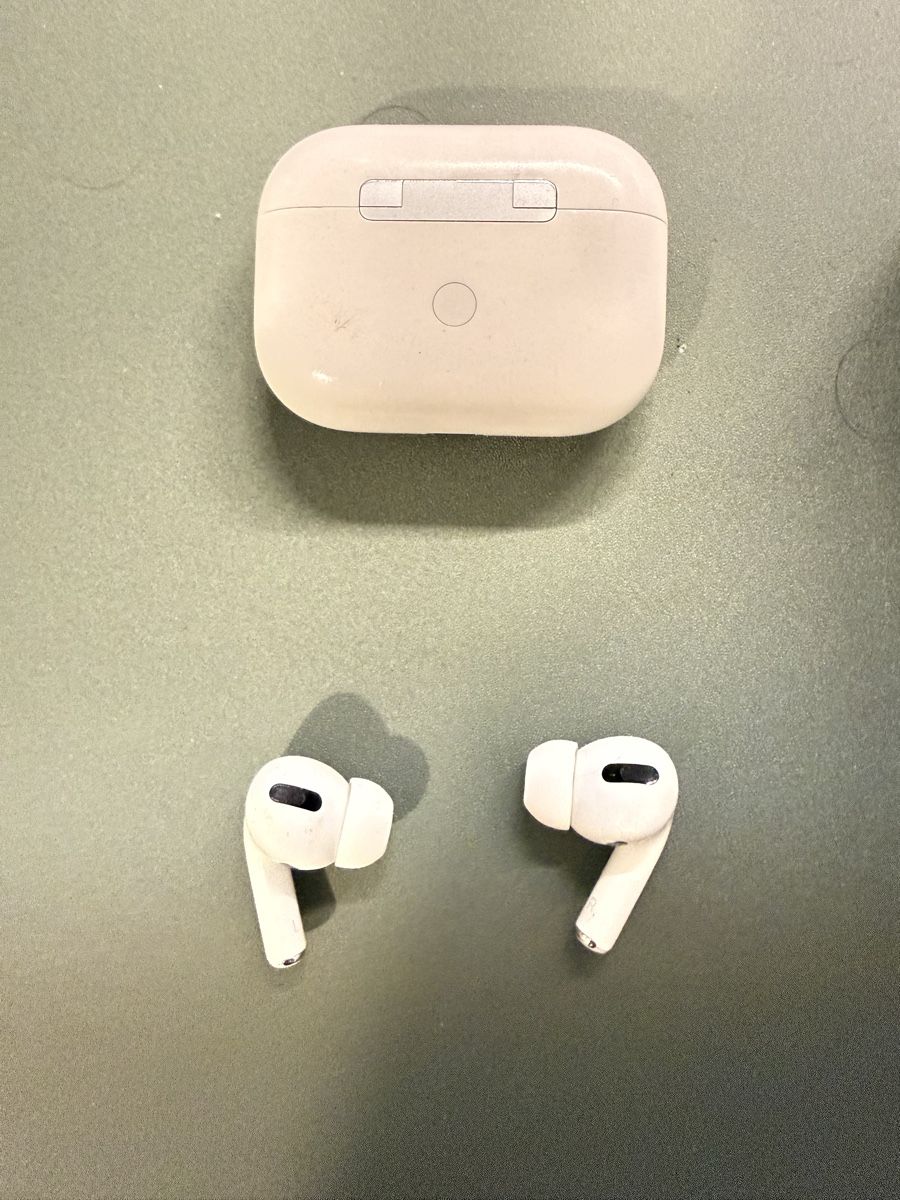 Apple Kopfhörer: Air Pods Pro Gen. 1 – Gebraucht aus Luzern von MKousi 1