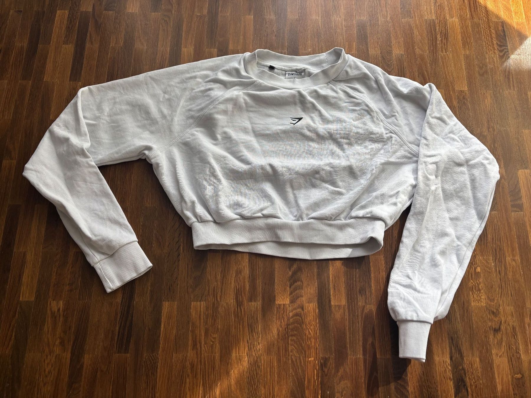 Gymshark Maglioni & Felpe: Gymshark Pullover Crop Top Weiss, Grösse S – Usato da Hinwil venduto da liviipivii