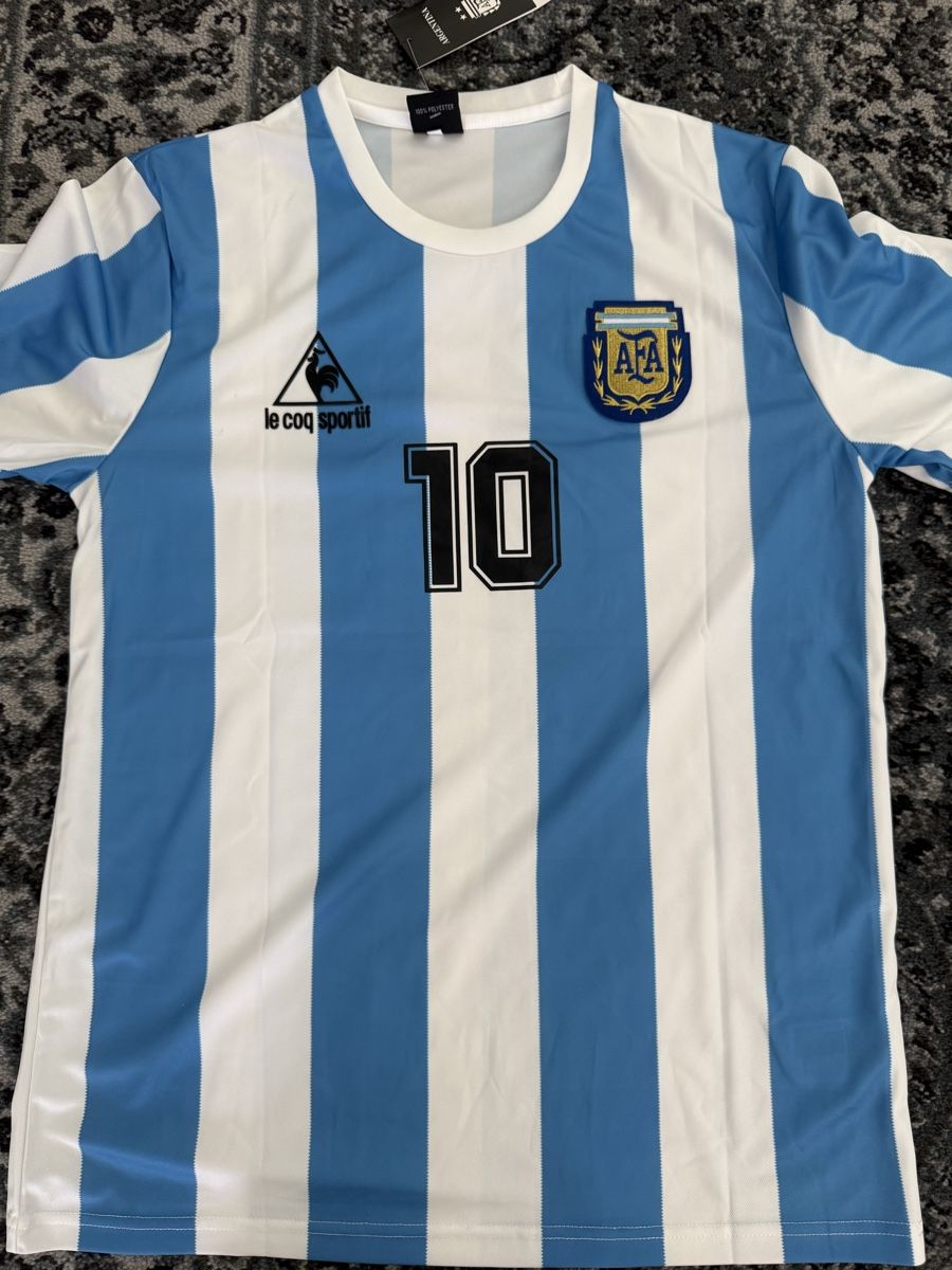 Canottiere & Pantaloni: Argentinien Maradona #10 Retro-Trikot – Nuovo (secondo la descrizione) da Rümlang venduto da hatsch99 1