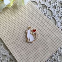 1x Anhanger Metall Katze weiss Herz chat émail pendentif