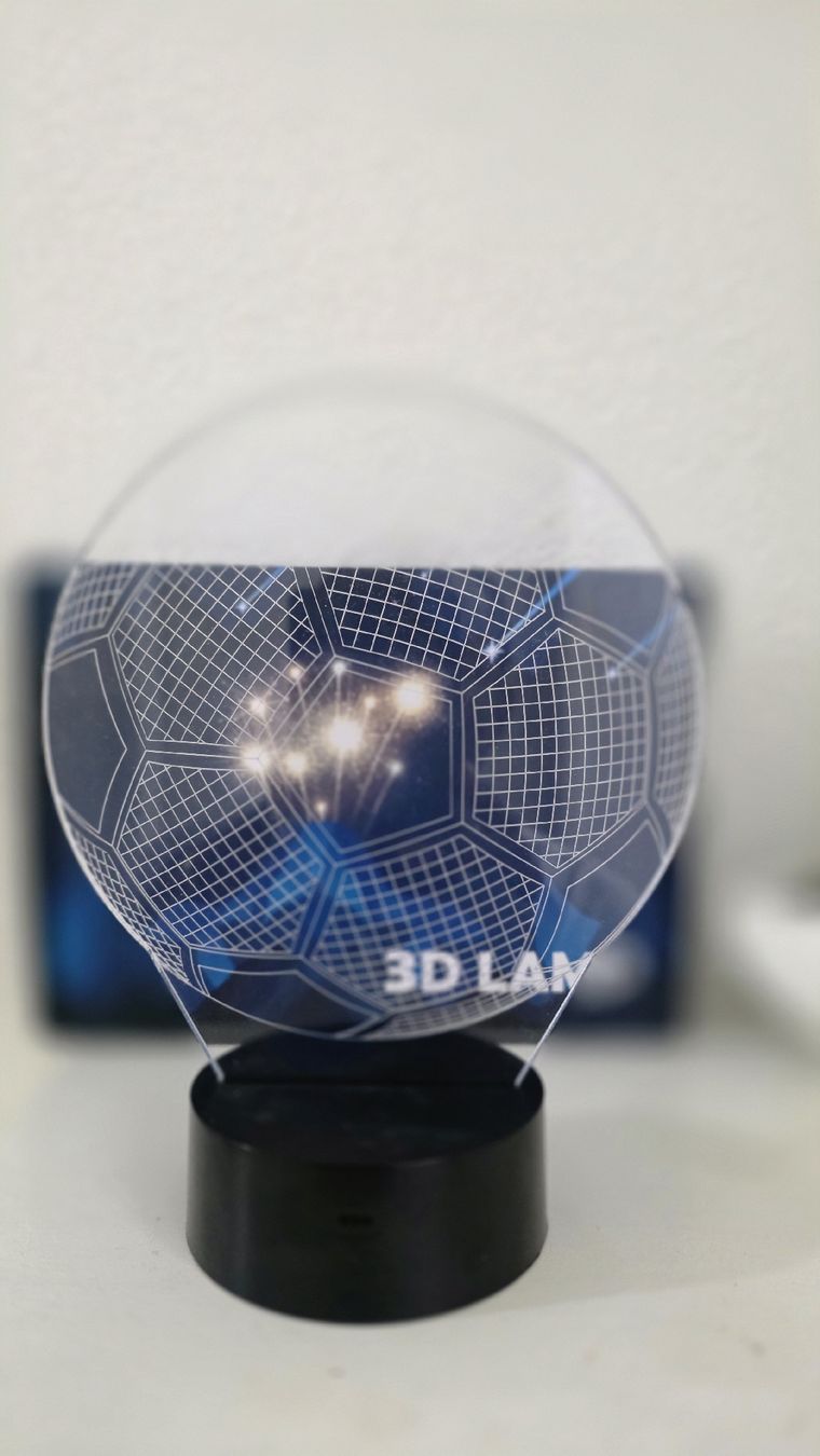 Lampade: Neue 3D-Nachtlampe – Nuovo (secondo la descrizione) da Stallikon venduto da tim079 3