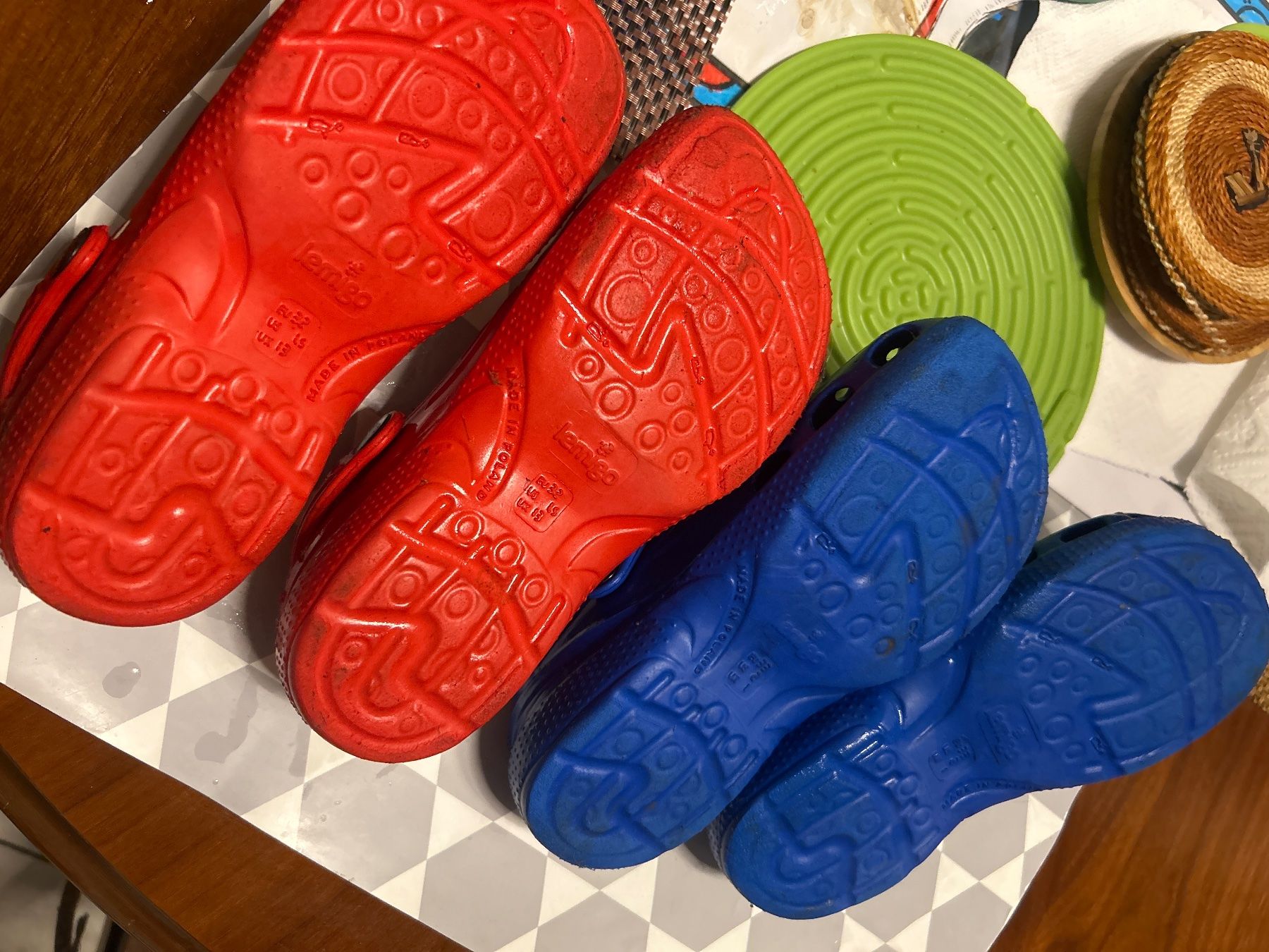 Schuhe für Jungen: 2 Paar wasserschuhe, Grösse 32/33 – Gebraucht aus Rorschach von delia84 1