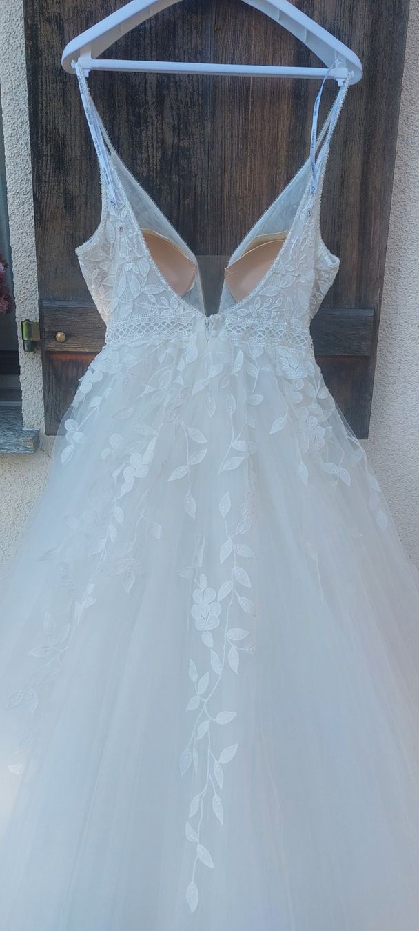 Vestiti: Brautkleid zu Verkaufen – Nuovo (secondo la descrizione) da Sachseln venduto da sin_byc6 4