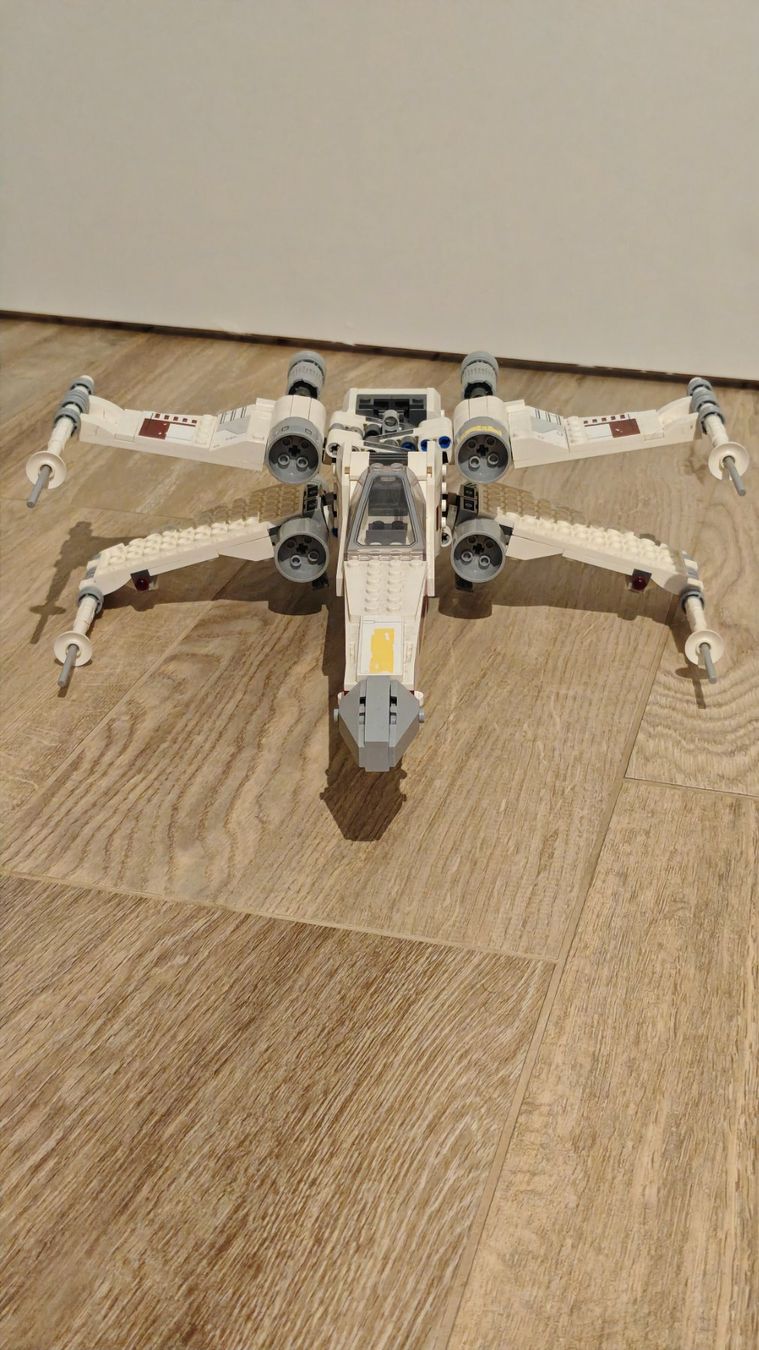 Lego Giocattoli: LEGO Star Wars 75301 - X-Wing Fighter – Usato da Bützberg venduto da Kevnic 2