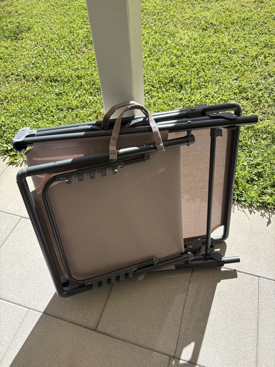 Chaises longues: Liegestuhl  – D'occasion à Schneisingen par Rogtrader 4