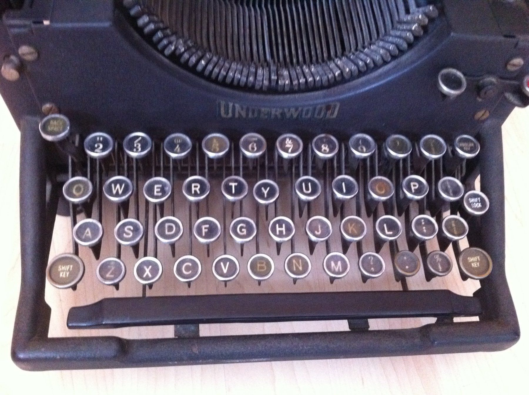 Underwood Machines à écrire: antike Schreibmaschine "Underwood" – D'occasion à Brunnen par Artemis53 1