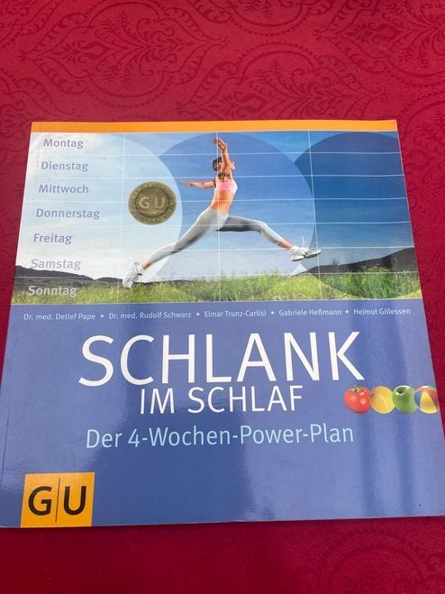 Libri: Schlank im Schlaf Der 4-Wochen - Power-Plan GU – Usato da Bergdietikon venduto da Book-4-you_2nd