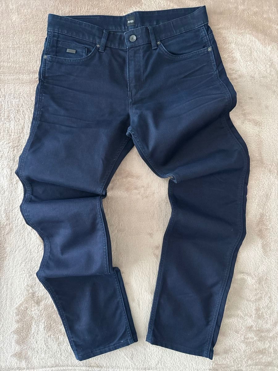 Hugo Boss Jeans: Boss Jeans 32/31 in Dunkelblau – Usato da Neftenbach venduto da Blade230S