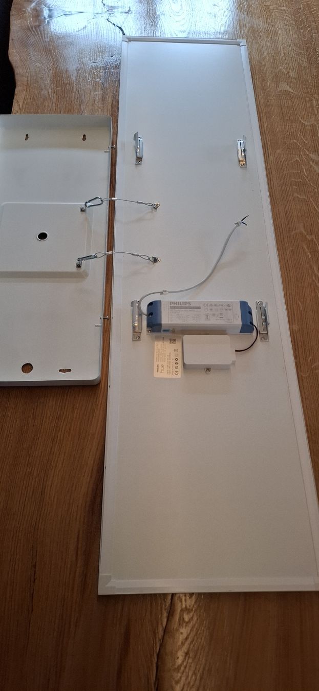 Lampadari & plafoniere: Philips Hue Aurelle Panel LED Deckenlampe – Usato da Guntershausen venduto da Jtattoo 3