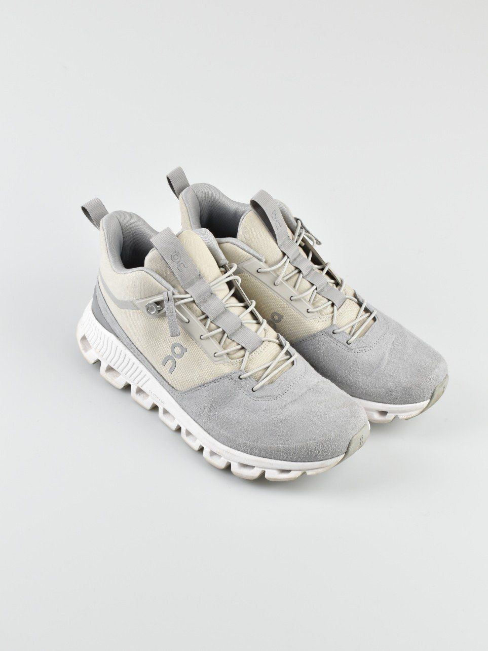 On Scarpe da donna: On Running Cloud Hi, Gr.40.5 – Usato da Nürensdorf venduto da 2ND_STORY 1