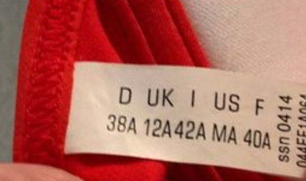 Maillots de bain & Bikinis: herziges rotes Bikini, Grösse 38A – D'occasion à St. Gallen par Miousch 5