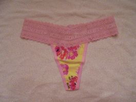 VICTORIA'S SECRET THONG, XS, NEU