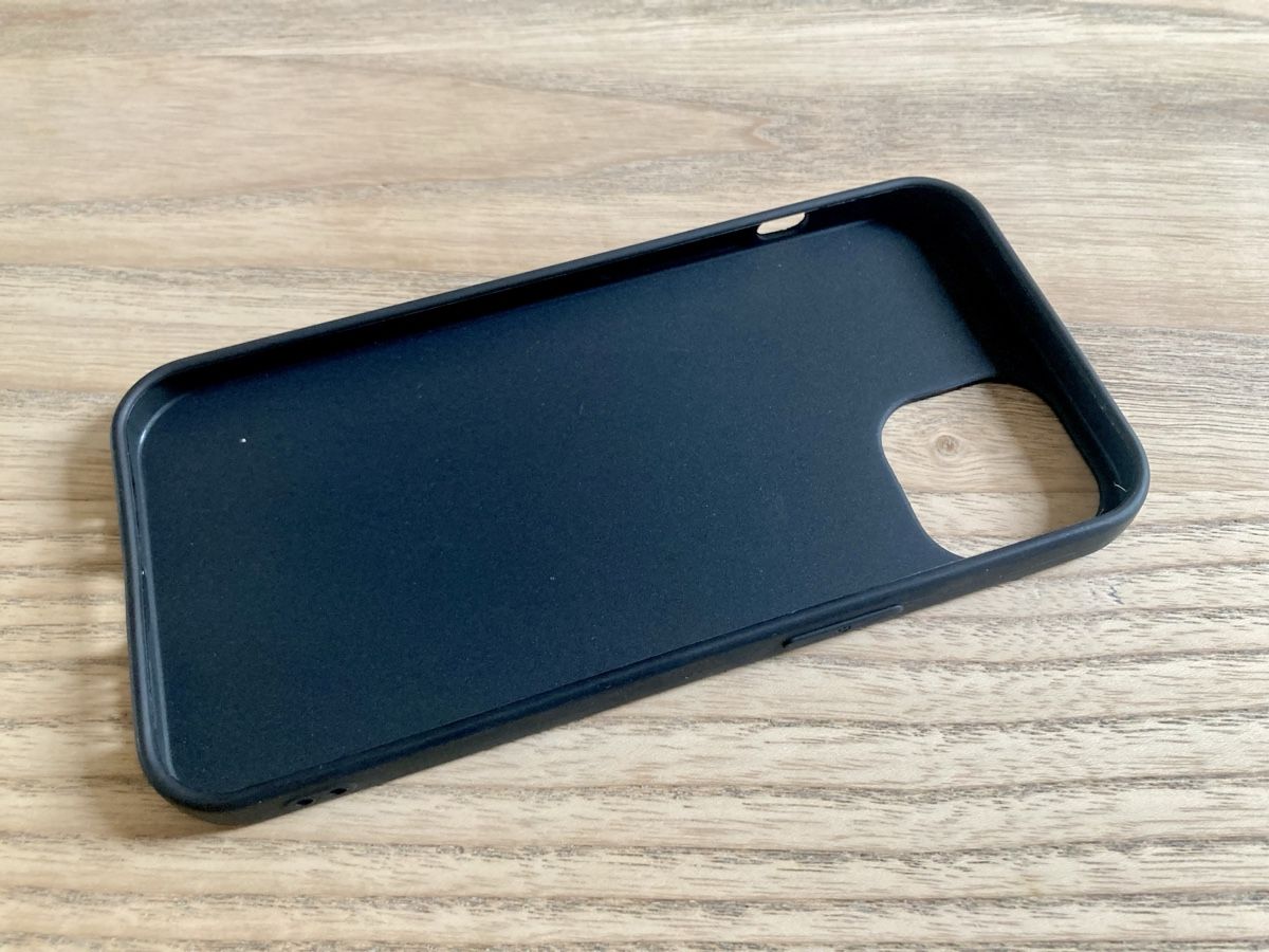 Cover & Protezioni schermo: iPhone 13 Hülle, schwarz – Nuovo (secondo la descrizione) da Bern venduto da plutomium