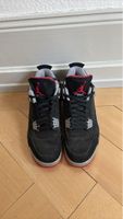 Nike Air Jordan 4 Retro, Grösse 42, Schwarz/Rot
