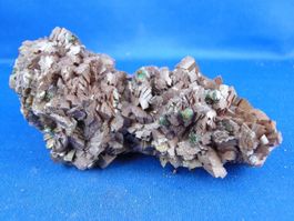 Rosasit auf Dolomit mit Gypsum