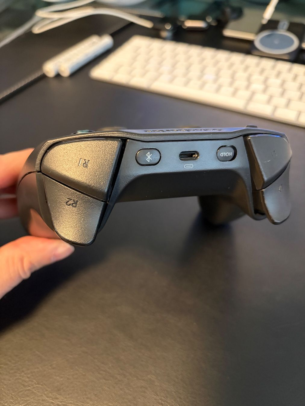 Steelseries Controller: Steelseries Controller Nimbus Bluetooth für Apple Produkte – Usato da spreitenbach venduto da starion05 6