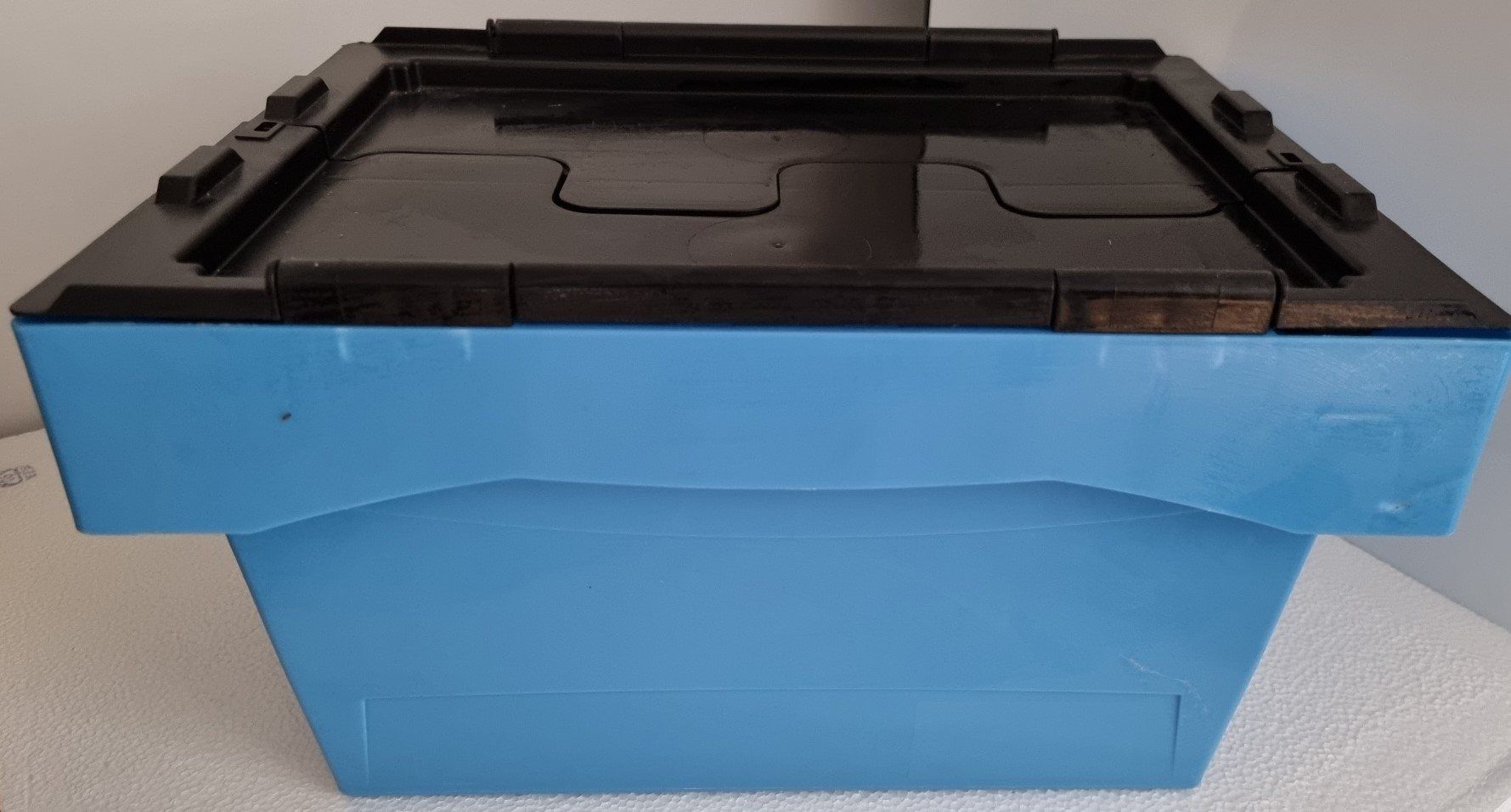 Contenitori & Simili: Transportbox mit Faltdeckel – Usato da Bergdietikon venduto da ewa1005