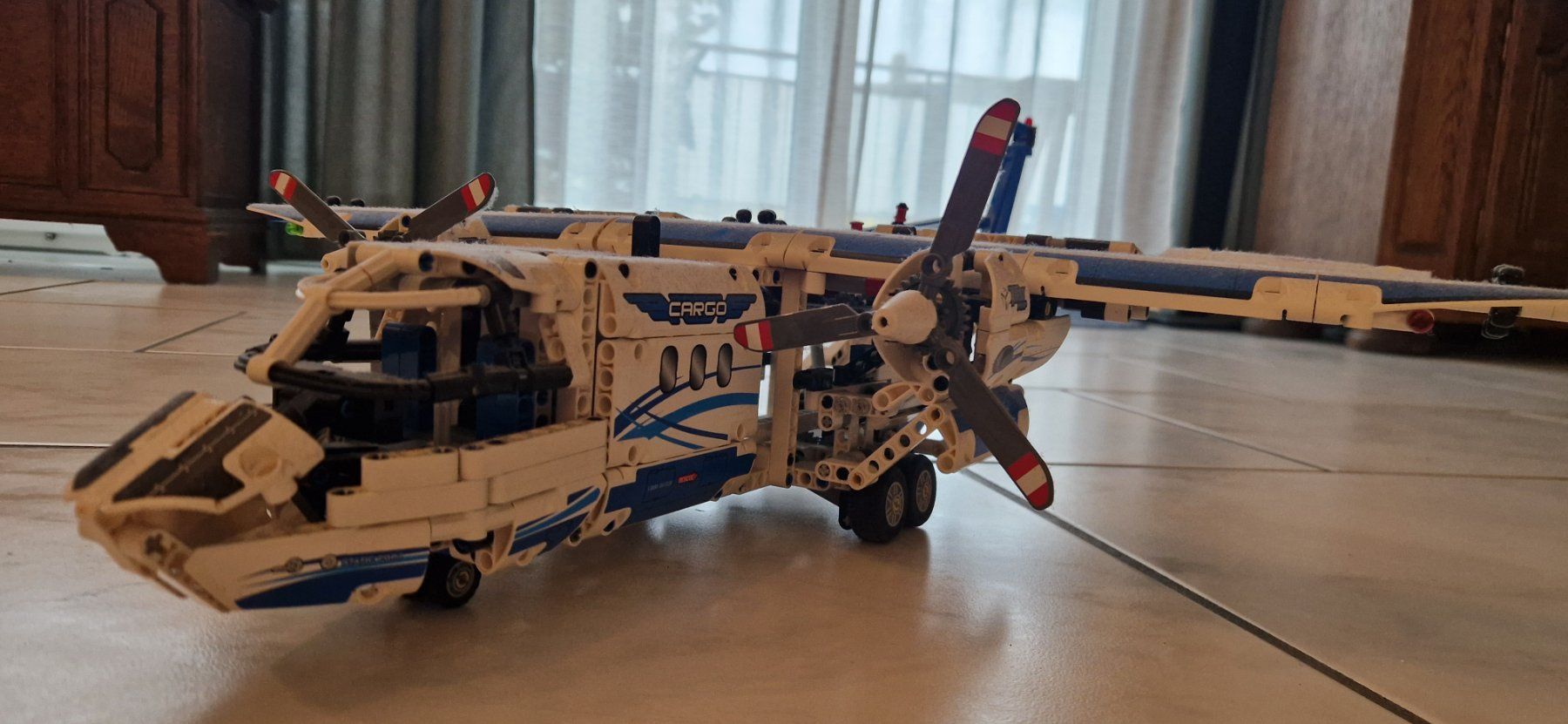 Technics Kit di costruzioni: Lego Technic 42025 Frachtflugzeug – Usato da Ruswil venduto da rf56 1