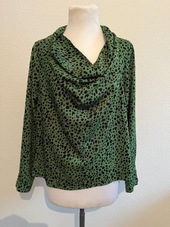 Bluse Grösse M, NEU, NP 59.-
