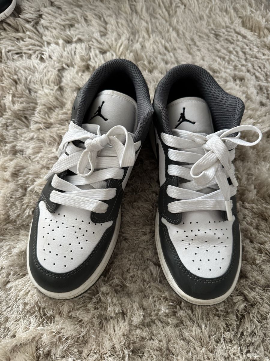 Scarpe da uomo: Jordan Air 1 mid Grösse 36 – Nuovo (secondo la descrizione) da Frauenfeld venduto da Goldbaer82