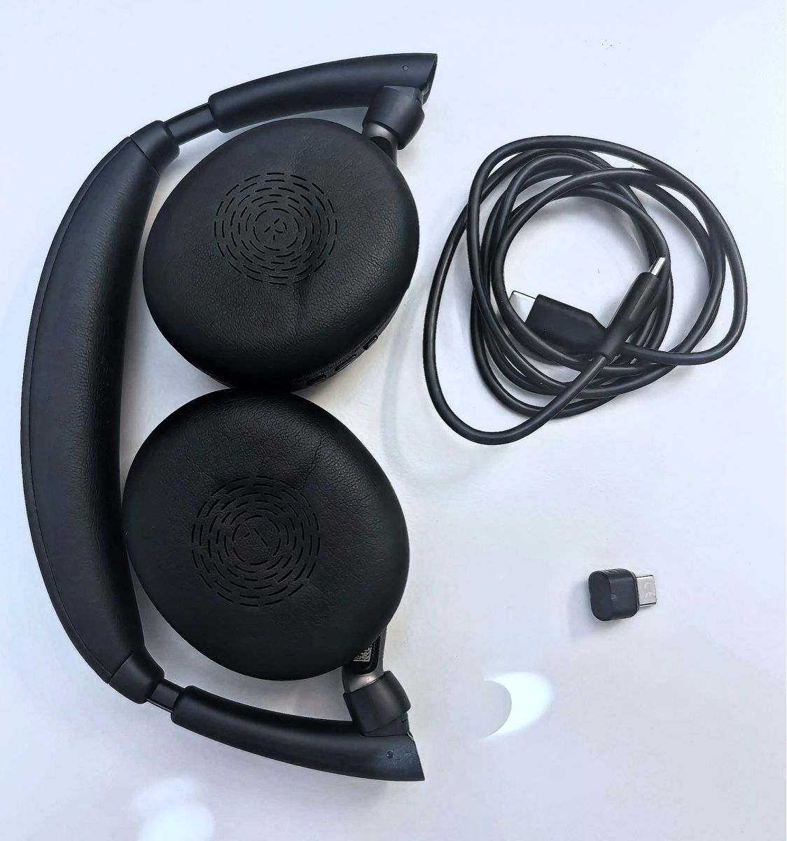 Jabra Kopfhörer: Jabra Evolve2 65 incl USB-C Kabel & USB-C Dongle – Gebraucht aus Wallisellen von chr_g98g 1